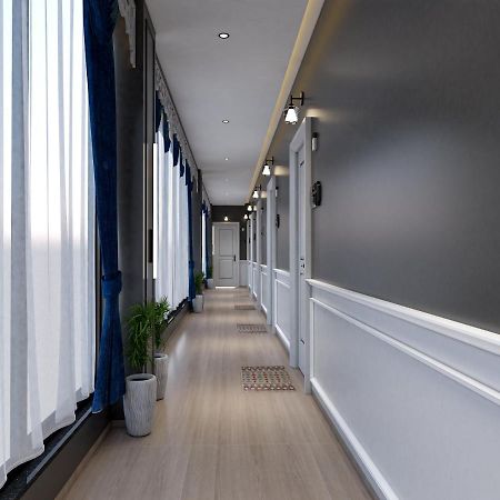 V Love Hotel สุรัต ภายนอก รูปภาพ